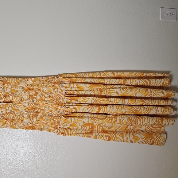 Luxxel Cream and Yellow Dress - Picture 8 of 8